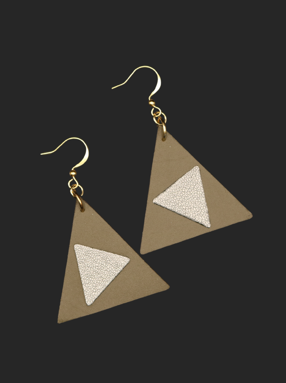 BO 8 Boucles d'Oreille